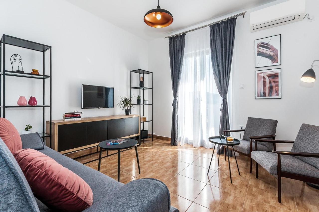 Apartments Tanya 시베니크 외부 사진